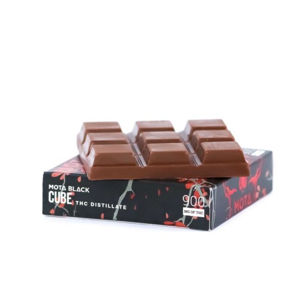 MOTA Edibles – Black Chocolate Cherry Cube – 900mg THC | Green Society Canada